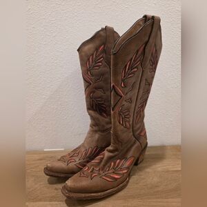 Circle G Tan and Red Embroidered Western Boots